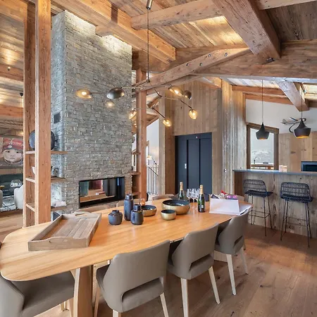 Luxe Avec Piscine, Sauna, Et Acces Facile Pistes - Fr-1-568-27 * Courchevel